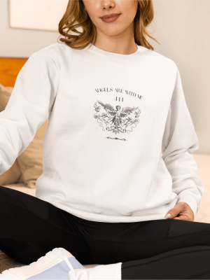 Bluză „Angels Are With Me 444” – Heavenly Aesthetic & Clean Lines Bluză „Angels Are With Me 444” – Heavenly Aesthetic & Clean Lines